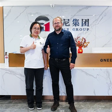 Gnee Garden Mengalu-alukan Pelanggan Poland Untuk Menilai Ciri Air Corten
