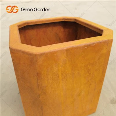 Apakah kegunaan penanam taman luaran kalis air?